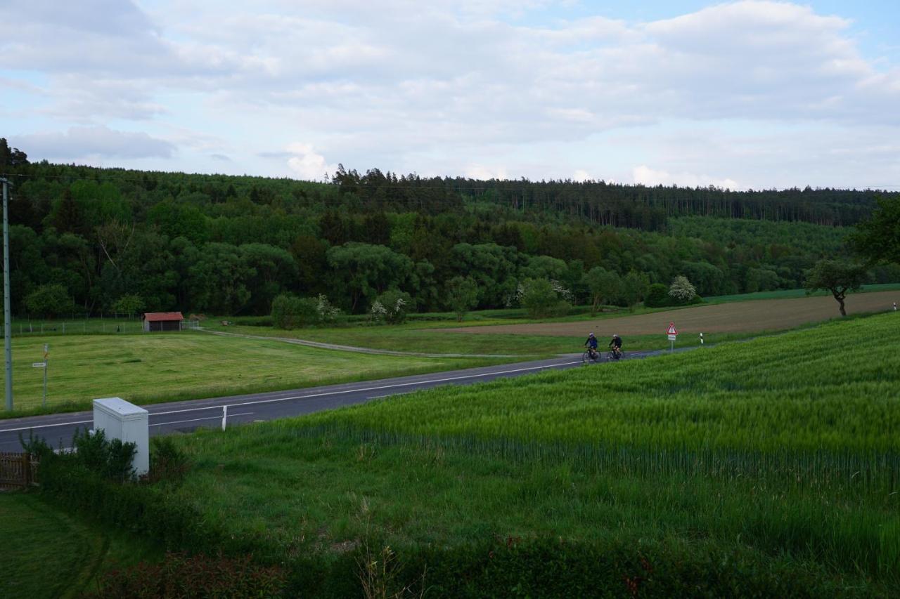 Ferienwohnung In Der Rhoen Willmars エクステリア 写真